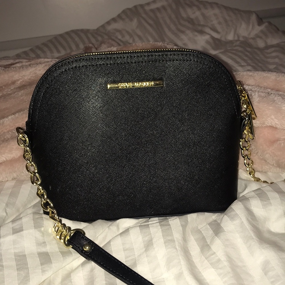 Steve Madden Black Crossbody